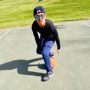 Meet your Posher, Vanny